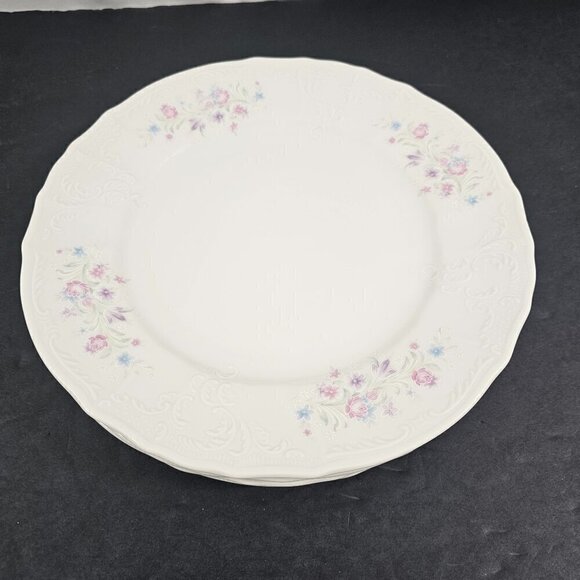 Bernadotte Czechoslovakia Floral Scalloped Porcelain Dinner Plates – Set of 4 - Picture 8 of 13